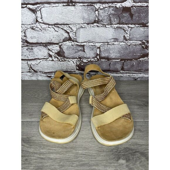 Fantasy Sandals Tan Nubuck Fabric Cross Strap Wedge Flex Sole Women’s 39EU/8.5US - Picture 11 of 16